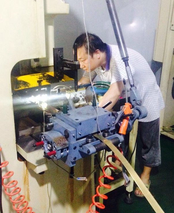 與元則同行，載夢想前進--訪優秀員工之“光頭哥”！